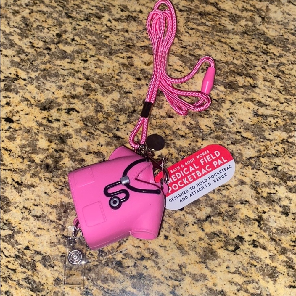 Badge & sanitizer holder  👩🏻‍⚕️